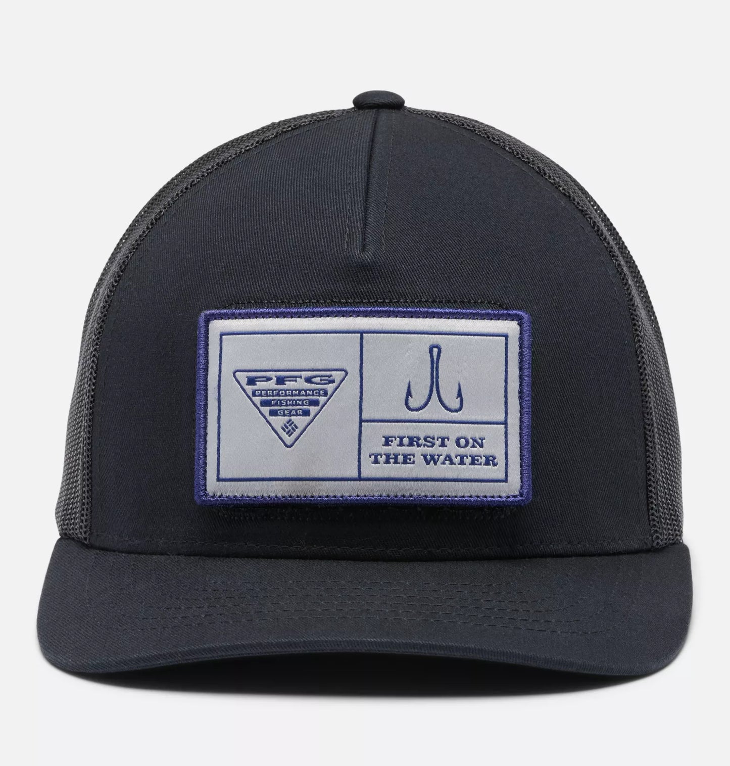 GORRA SNAPBACK CON PARCHES