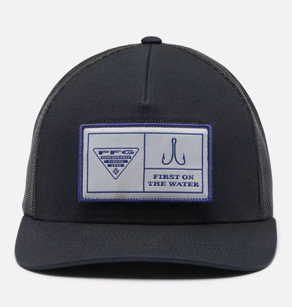 GORRA SNAPBACK CON PARCHES