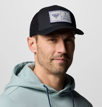 GORRA SNAPBACK CON PARCHES